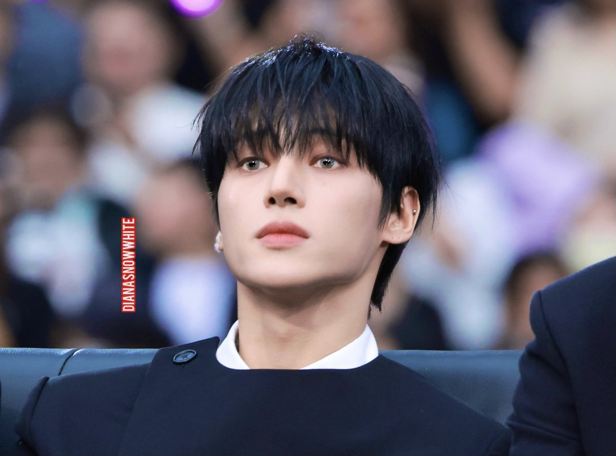 dianasnowwhite's tweet photo. 251206 우영 - AAA HQ

천사. 👼🏻♡ 

#WOOYOUNG #우영 #정우영 #fansite 
#홈마 #에이티즈 #ATEEZ @ATEEZofficial https://t.co/EPaQrFuDVu