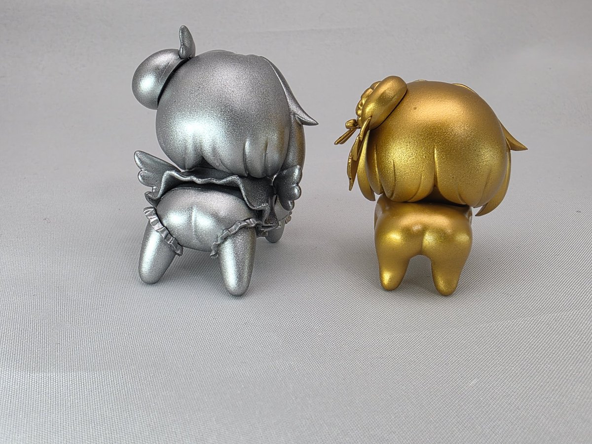 azu1400's tweet image. GoldDORO&amp;amp;SilverSummerDORO出来たー #NIKKE #DORO