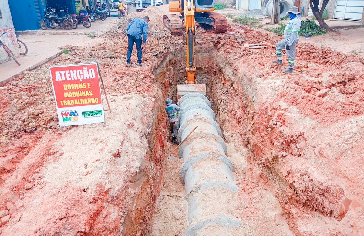 📍Imperatriz | Drenagem da Av. Jacob

Serviços de pavimentação urbana prosseguem com o sistema de escoamento para acabar com os alagamentos 👏

+Durabilidade 
+Qualidade
