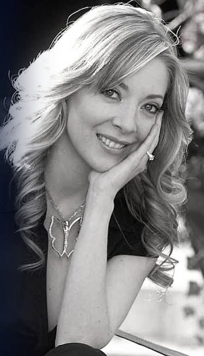 SinnedTV's tweet image. La actriz Edith González nació en un día como hoy 10 de diciembre pero del año  1964 en Monterrey, Nuevo León, México. Falleció en junio del año 2019 a los 54 años de edad. 🙏

Sinned 👀