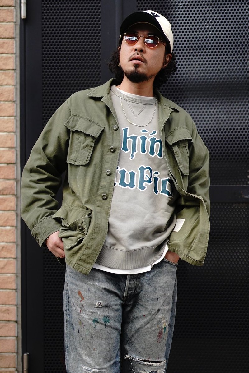 BEATFPG's tweet photo. はは笑笑　こいつぁー、たまらんぜぇ。　個人的に今期で1番好きかも。

その理由は、本日12/10、18時のオンラインストア発売時、STORY OF THIS ITEMにて、ご確認ください

きっとあなたも気持ちが分かるはず

" Oh I'm Stupid "

Gray Green / Sumi Black
M.L 

サイズピッチは、オンラインストアにて https://t.co/HCth5RM0LA