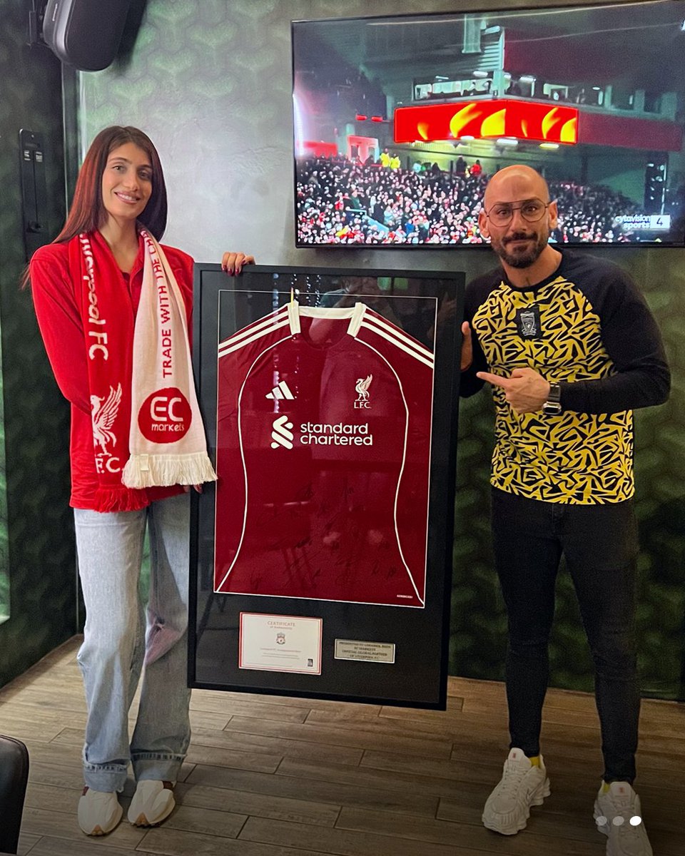 A standout moment for the <a href="/Limassolreds/">Limassolreds</a> 🔴⚽

EC Markets presented a framed signed Liverpool FC jersey during the Liverpool vs Inter Milan gathering, a proud milestone for the Limassol supporters.

Read more: brnw.ch/21wYeEd