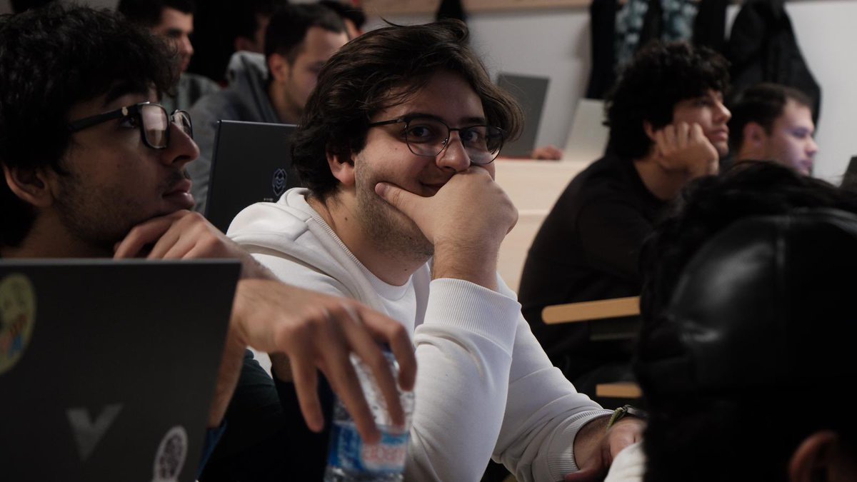 ITU Blockchain tweet media