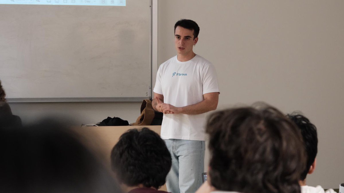 ITU Blockchain tweet media