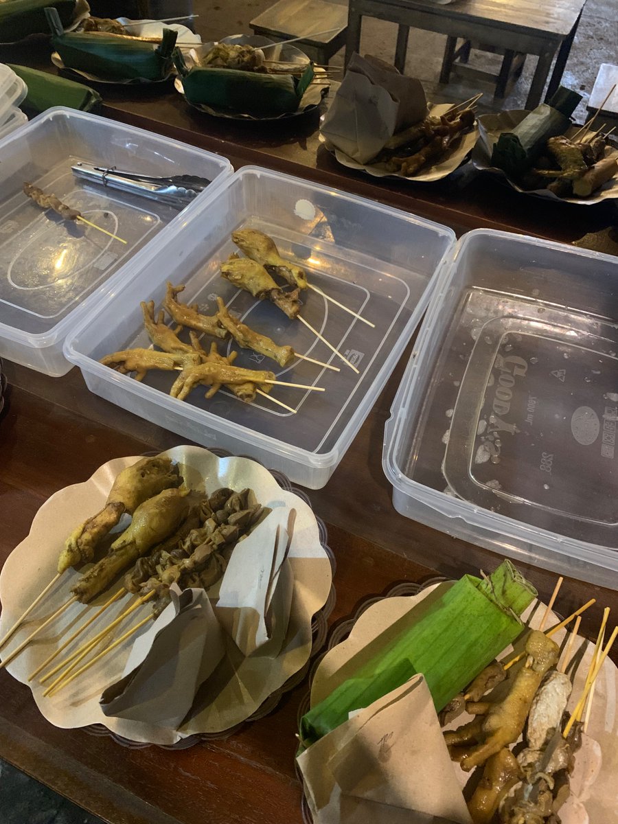 Yang bener aja jam segini udh abes kaya gini?! Huft