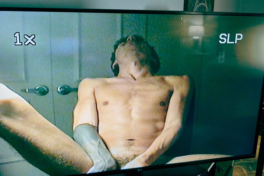 z0mbboi's tweet image. 📹📹