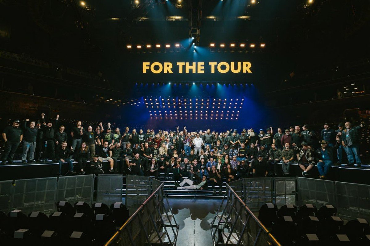 We can’t begin to describe how lucky we are to have this crew #FORTHETOUR. The constant dedication, attention to detail, and heart that they put into this show each night is beyond words. To have such a wonderful group behind us means the world. We appreciate you guys so much! ❤️