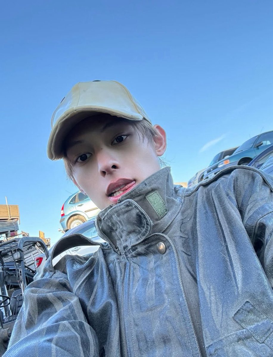 jamesface_'s tweet image. 