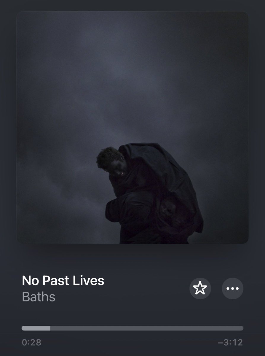 thick lizzy tweet media