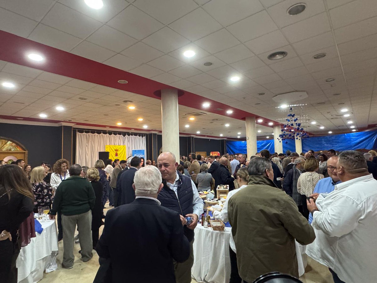 AlbertoEscri's tweet image. El @ppmadrid está más fuerte que nunca en el sureste de la región y desde Arganda vamos a ejercer siempre la responsabilidad con toda una zona a la que hemos estado muy unidos siempre.

Ejemplo de unidad y solidez ayer en Fuentidueña de Tajo. ¡Seguimos!