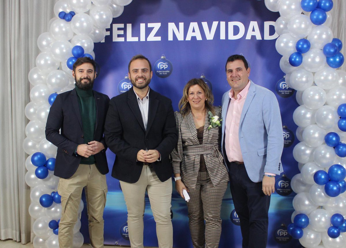 AlbertoEscri's tweet image. El @ppmadrid está más fuerte que nunca en el sureste de la región y desde Arganda vamos a ejercer siempre la responsabilidad con toda una zona a la que hemos estado muy unidos siempre.

Ejemplo de unidad y solidez ayer en Fuentidueña de Tajo. ¡Seguimos!