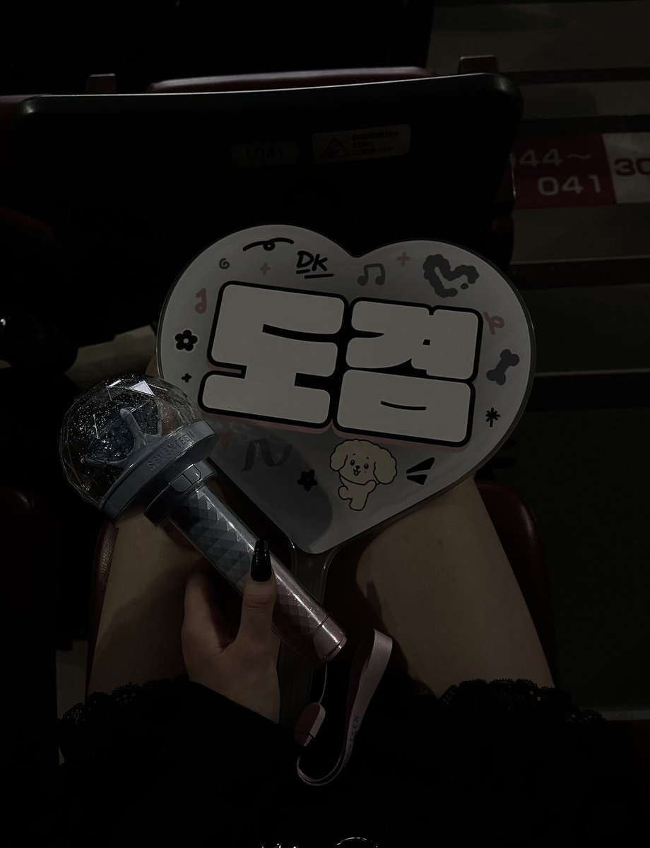 ❤︎† tweet media