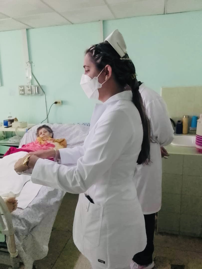 Se efectúa en Servicio de Oncología del <a href="/hpsscc/">Hospital General Provincial S.S Camilo Cienfuegos</a> una parte del ejercicio a evaluar en Examen Estatal de Enfermería Oncológica. Éxitos!!!
#SanctiSpíritusEnMarcha