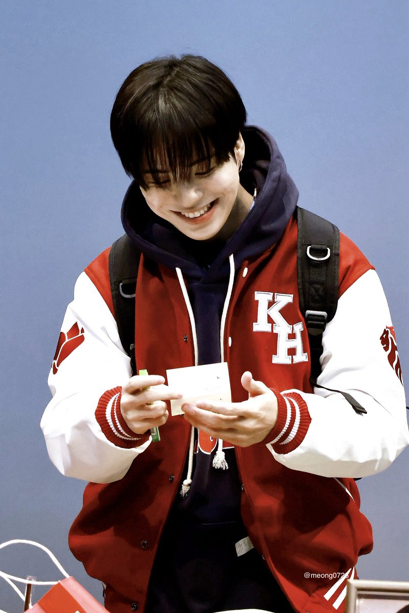 meong_JH tweet media