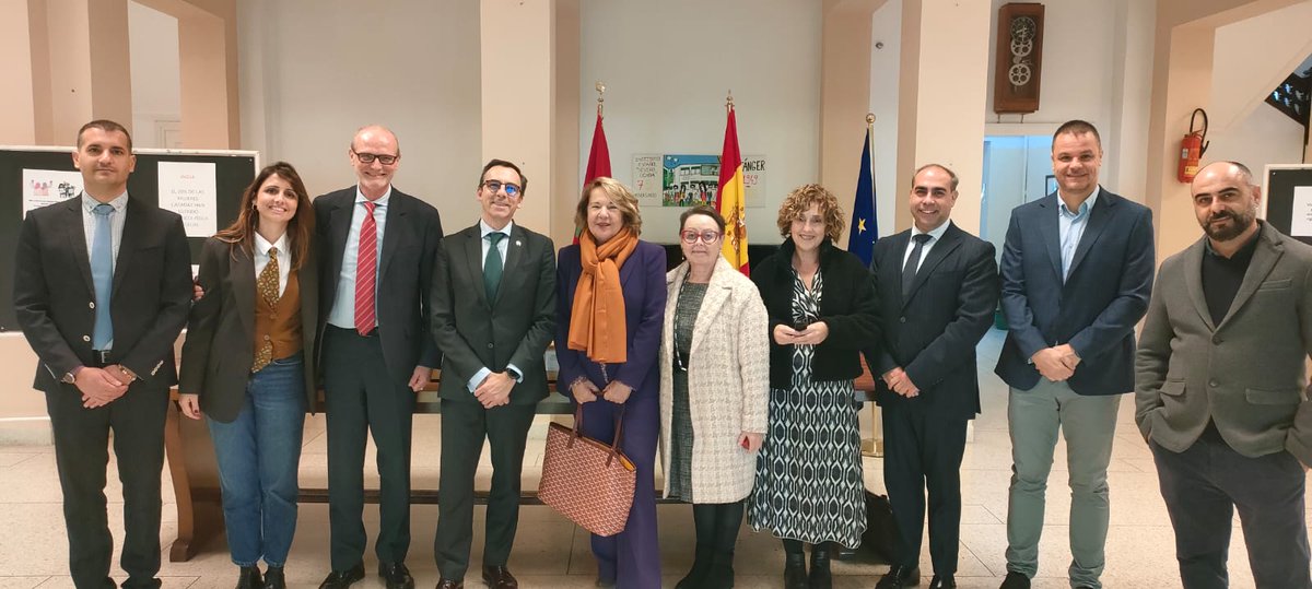 El día 9 de diciembre, el Subsecretario de Educación, Formación Profesional y Deportes, acompañado de la Directora del Gabinete de la Subsecretaría, del Consejero de Educación y del Secretario General, visitaron el IE Severo Ochoa, para conocer el centro.