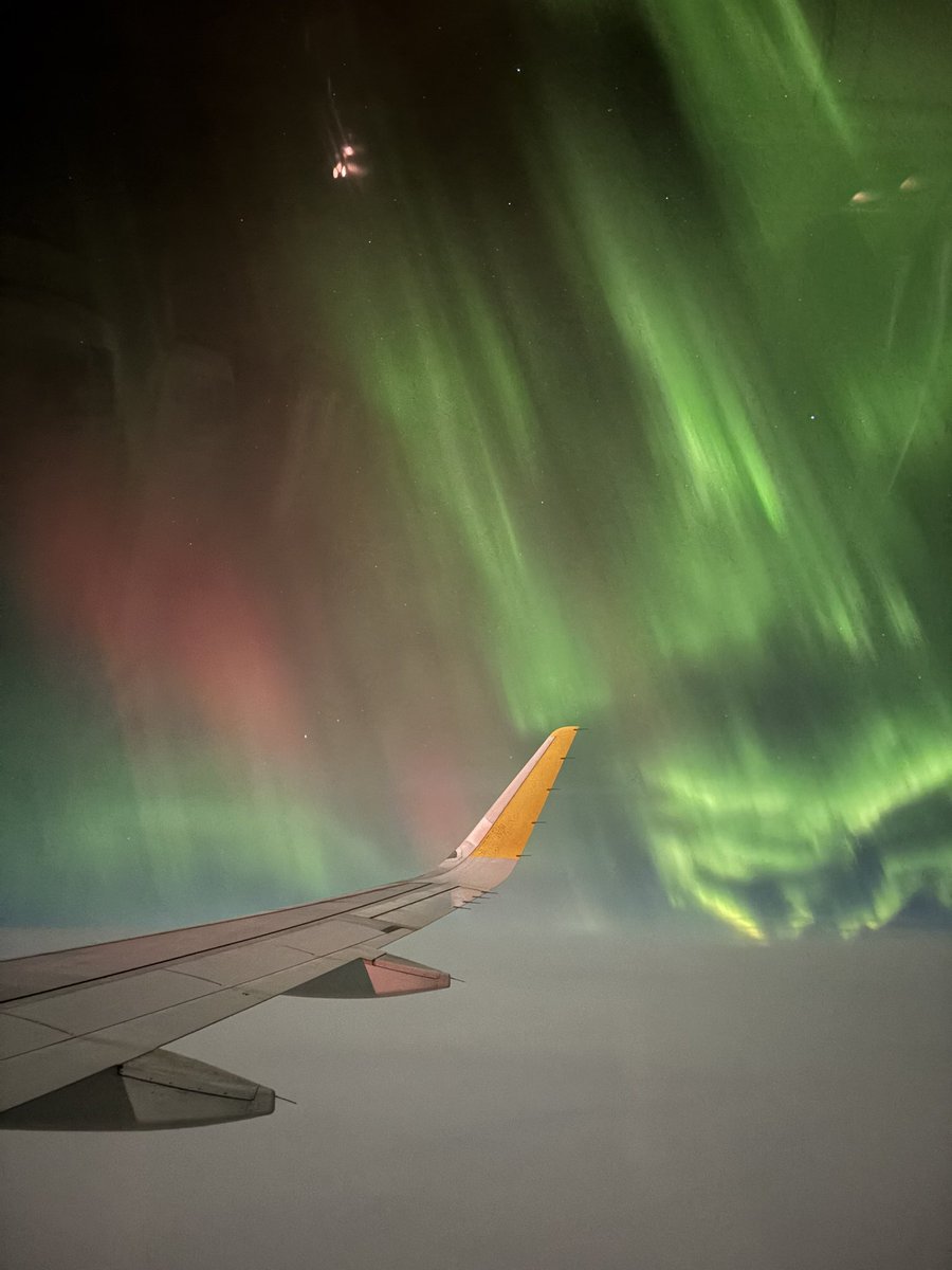 anna_panades's tweet photo. @InclanManu La semana pasada volviendo de Tromso a Barcelona con Vueling 😉 https://t.co/MZkbZtWd7J