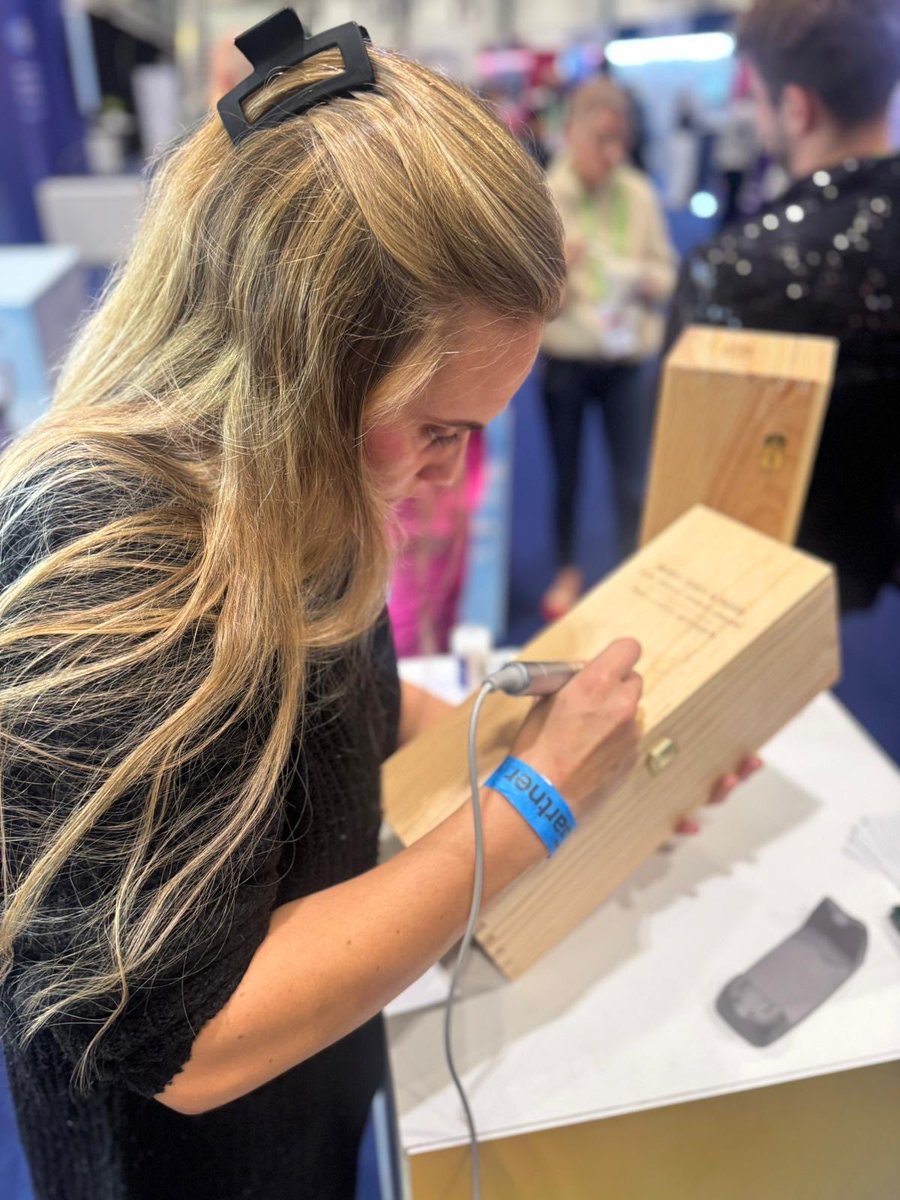 noa.studio tweet media