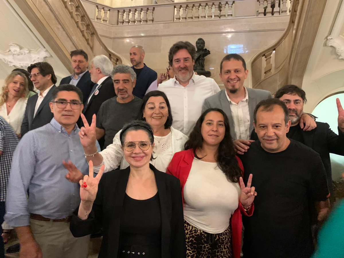 ¡Felicitaciones compañera <a href="/geminiani1963/">Noemi Geminiani</a>!

Noemí, nuestra militante, legisladora electa y encargada de edificios juró en la Legislatura Porteña y contó con el apoyo de compañeras y compañeros que celebraron a una Peronista más en este camino de defender al Pueblo.