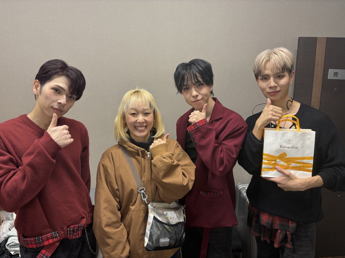 Harudngi010Kato's tweet photo. I1IT 5th Single 『 𝐑𝐄𝐃 𝐥𝐢𝐧𝐞 』 
𝐂𝐎𝐌𝐄𝐁𝐀𝐂𝐊 𝐒𝐇𝐎𝐖𝐂𝐀𝐒𝐄

#5th_Single  #REDline
#I1IT #アイウォニット #아이원잇 https://t.co/1doFic8qeq