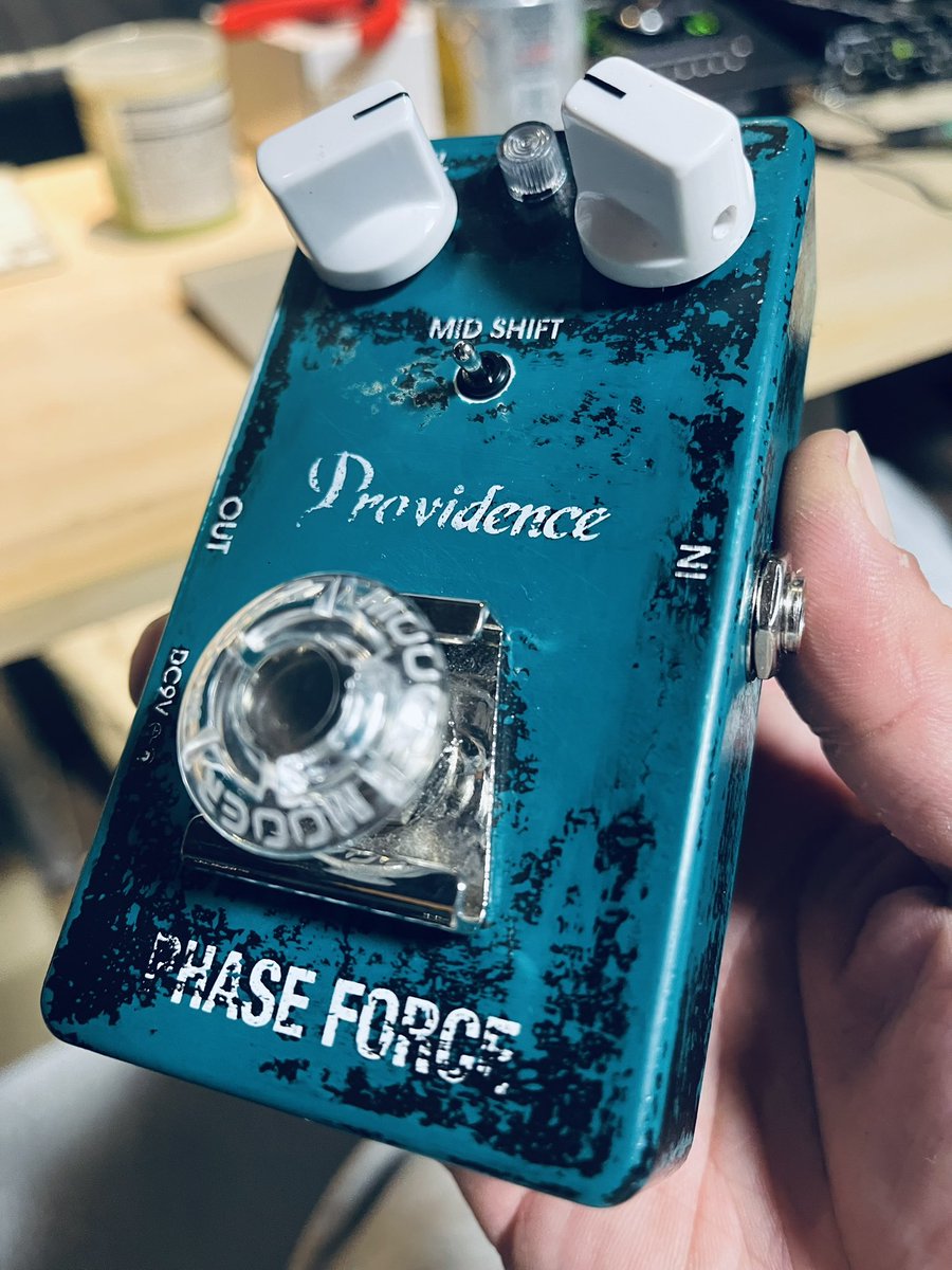 だいぶと長い事使ってるフェイザー。汚し加工を施しましたwレベルの