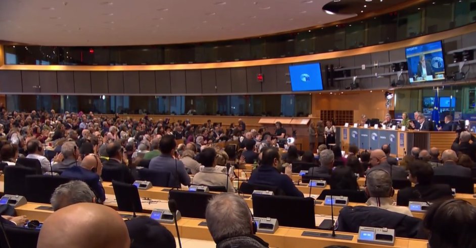 Many members of the Iranian community are at the <a href="/Europarl_EN/">European Parliament</a> today on #HumanRightsDay raising their voices for human rights and democratic change in Iran.
#StopExecutionsInIran #StandUp4HumanRights <a href="/eujournalists/">European Journalists</a> <a href="/BrusselsTimes/">The Brussels Times</a> <a href="/EuroParlPress/">EP PressService</a>