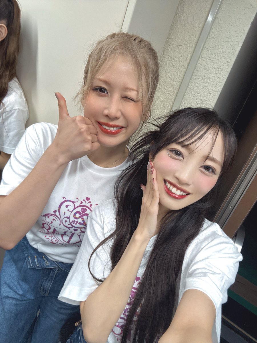 だーいすきな先輩方との2ショット📸❤️ #AKBは青春ですin武道館