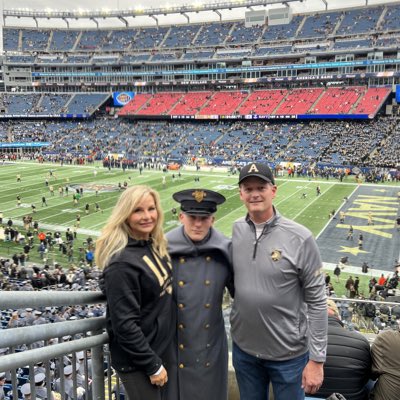 DrJasonHatfield's tweet photo. In honor of #ArmyNavy game week! #NewProfilePic #GoArmyBeatNavy https://t.co/p0wgNRdruG