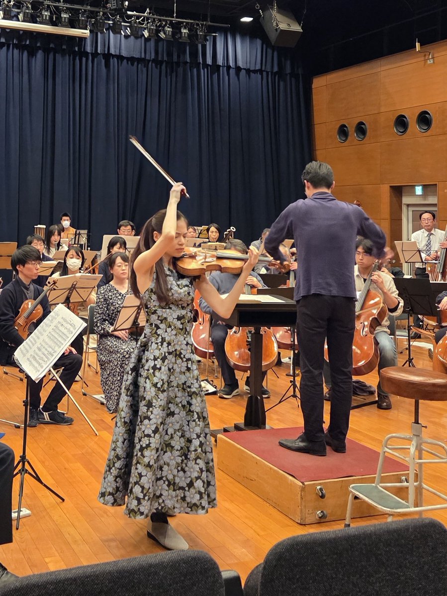 シベリウス協奏曲のリハーサルでした🎻
今週土曜日が演奏会です！！
#鈴木衛 氏
#群馬シティフィル