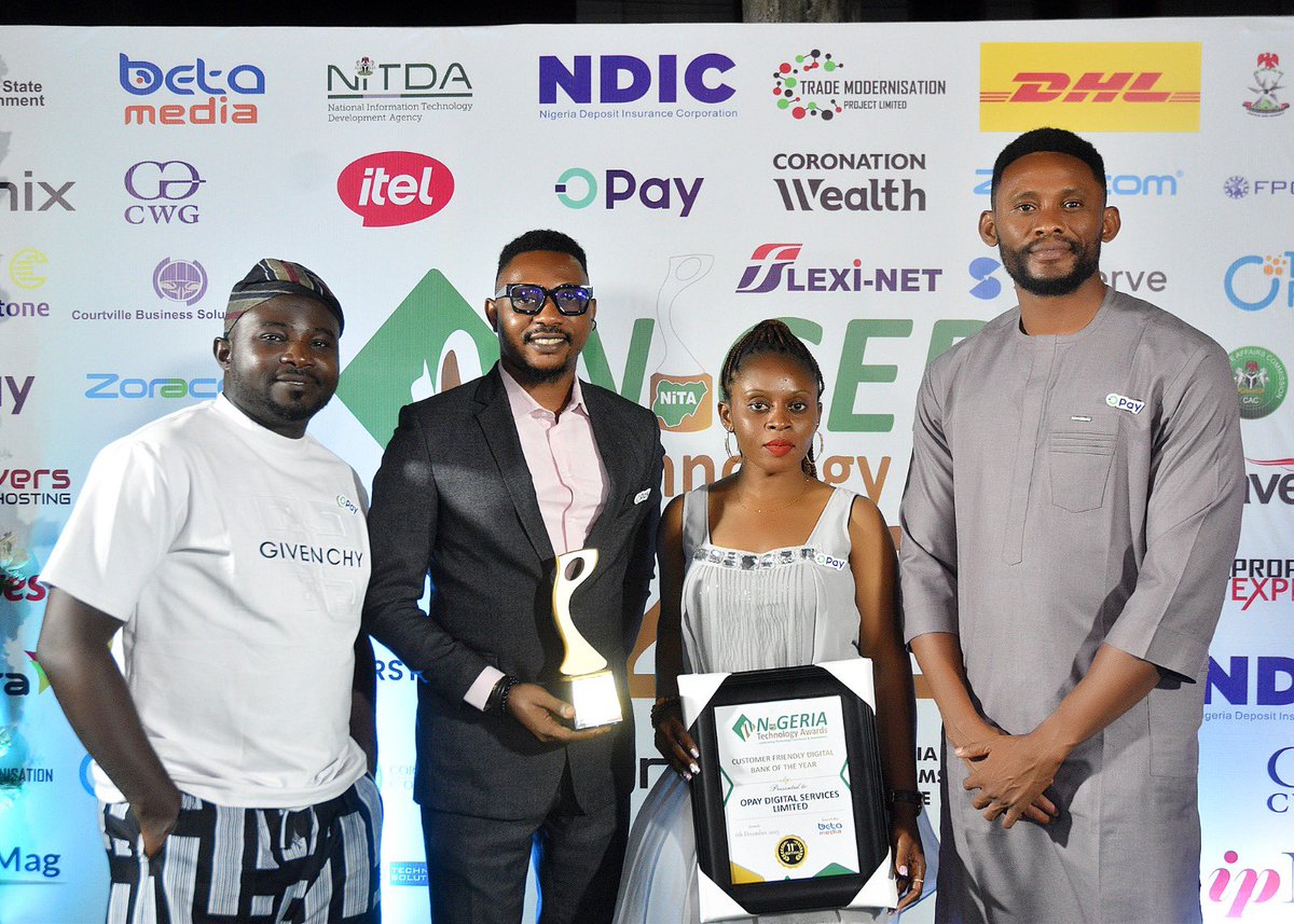 IamHelfic tweet media