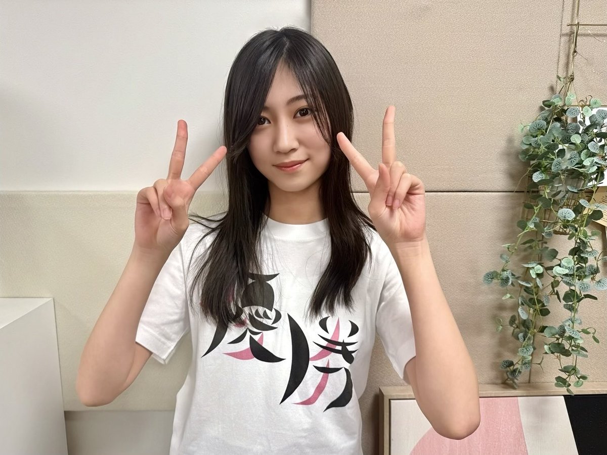 本日12月10日(水)18:20頃～、 #SHOWROOM 「#のぎおび」に #川端晃菜 が