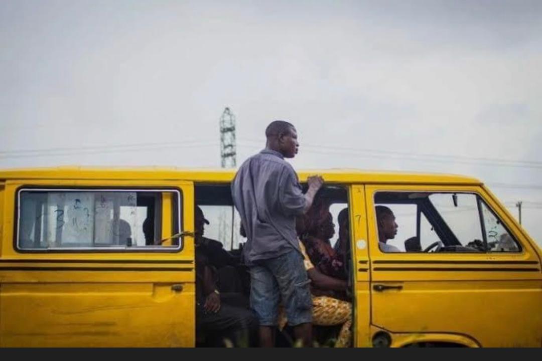 ChickenRepublic's tweet photo. Nigerians, no let anybody pressure you today 👀 https://t.co/QZtNEtX6Rh