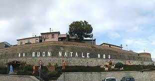 #viabiliru #Borghi 🚫⭕️ Per mercatini e presepi nel cassetto, dalle 10 alle 20:00 di domenica 14 dicembre 2025, istituiti divieti di transito e di sosta in Piazza Santa Croce e Piazza Andrea Costa.