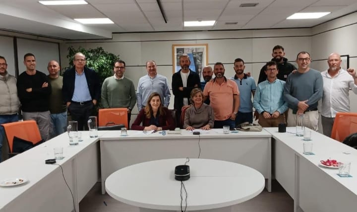 🔴ACUERDO HISTORICO‼️
📢Convenio Estatal del 
Sector de Elaboración del
Arroz‼️
➡️Incremento Salariales del 4% para 2025 y 2026
➡️IPC. + 0,7% 2027y 2028
➡️Reducción Jornadas Laboral de 20 horas
➡️155€ Nacimiento hijo/a
➡️+Permisos 1 a  3
Más Mejoras Infórmate CCOO