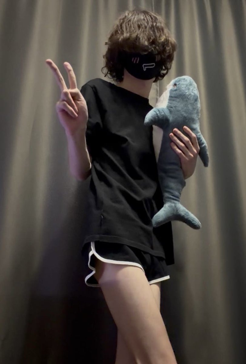 ThatOneeFox's tweet image. ✌︎(⌒▽⌒)