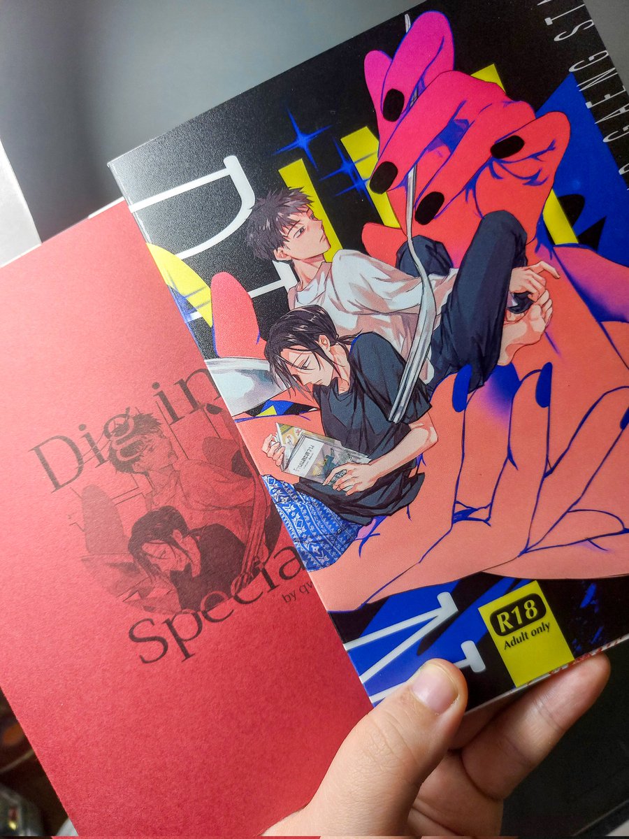 เป็นเล่มที่ต้องติด tw ไว้เลยแต่ก็เป็นเทสในแบบที่ชอบมาก ชอบตั้งแต่ #ร้านข้าวแกงข้างบ้าน ชื่อ Dig in เลย เป็นทั้งแสลงให้เริ่มกินเลย แล้วก็มีคำว่าขุดอีก พออ่านเล่มหลักจบก็รู้สึกเลยว่าชื่อนี้มันถูกต้องมาก 

+