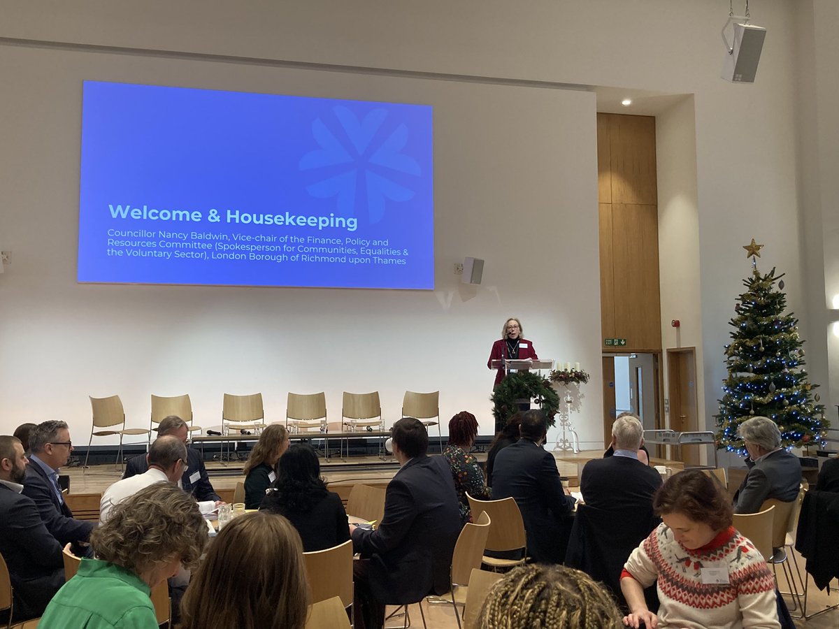 Representing <a href="/SWLSTG/">South West London and St George's NHS</a> at <a href="/LBRUT/">Richmond Council</a> #RichmondPartnershipConference themed on employment and skills across Richmond Place. Chair Cllr Nancy Baldwin has asked us to think big, stage is set <a href="/piers_allen/">Piers Allen 🔸🇪🇺</a> <a href="/Gareth_Roberts_/">Gareth Roberts</a>