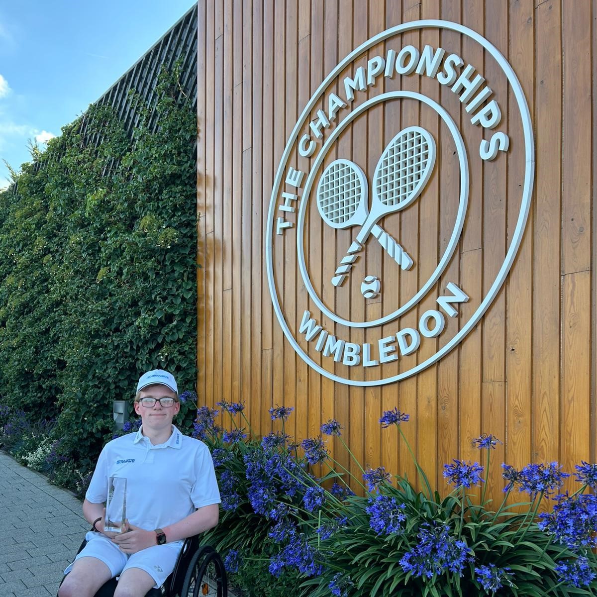 Play Your Way to Wimbledon, powered by Vodafone, returns!

Last year, 18 Welsh players reached the finals and were rewarded with the opportunity to play in all white at Wimbledon.

Sign up as a venue to host a tourament or a player at an open tourament: lta.org.uk/compete/play-y…