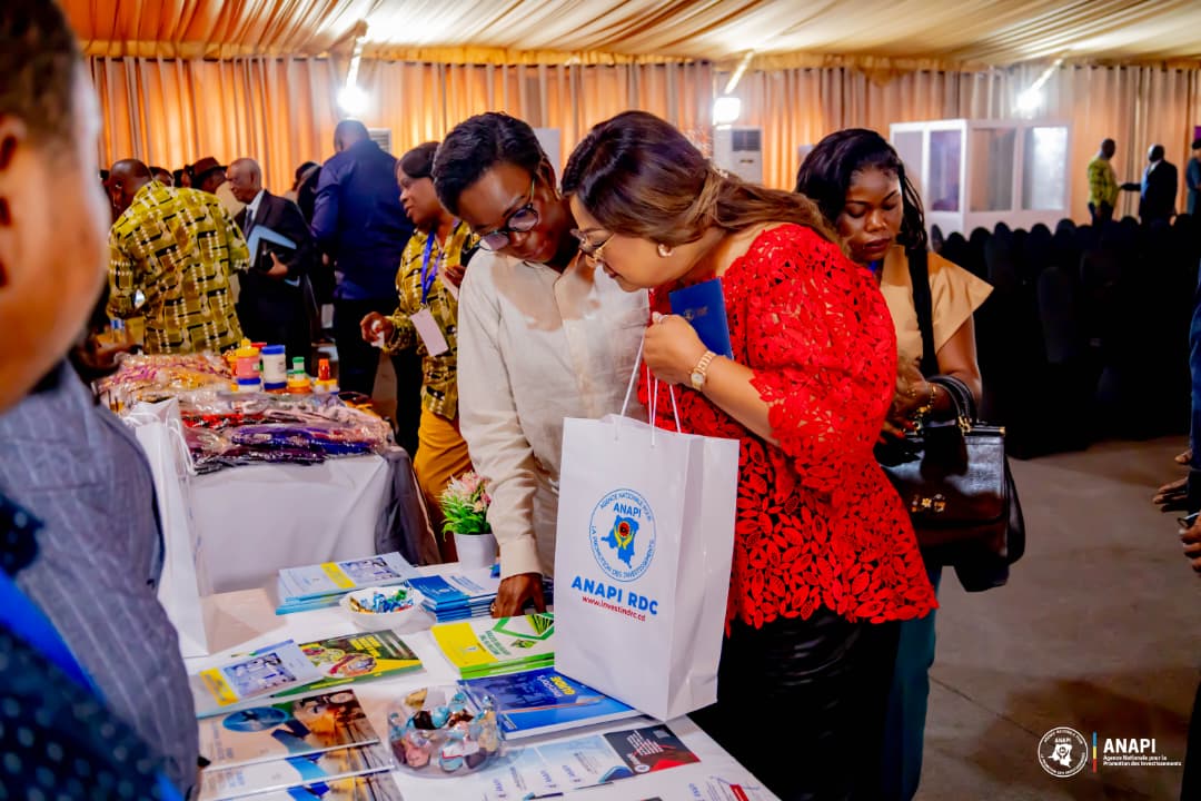 investindrc's tweet image. L’ANAPI se distingue lors de la deuxième journée de la Semaine #Polonaise à Kinshasa

L’Agence Nationale pour la Promotion des Investissements (#ANAPI) a marqué de son empreinte la deuxième journée de la Semaine Polonaise, organisée du 4 au 7 décembre 2025 au Pullman Hôtel de