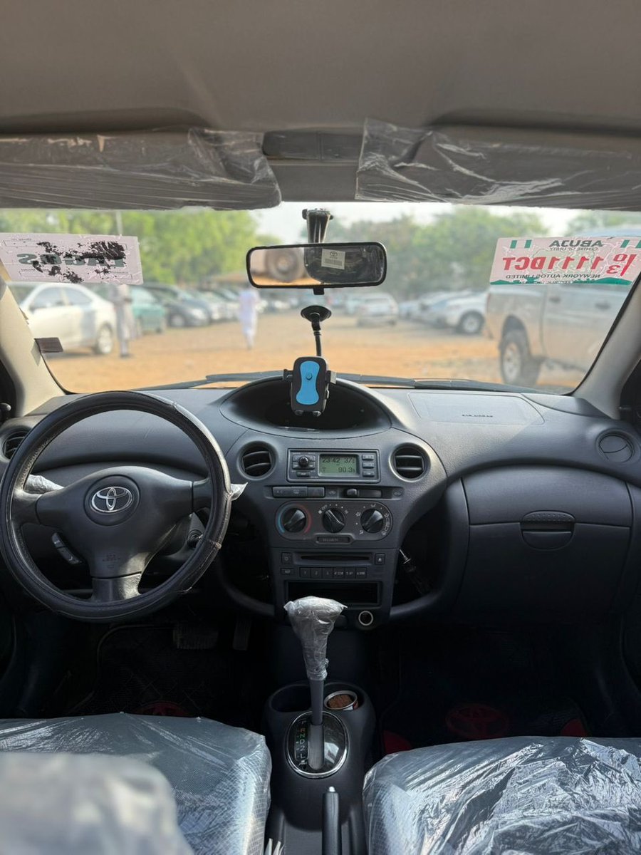 Libamotors's tweet photo. TOYOTA YARIS 
➖ NEATLY USED, EXTREMELY CLEAN
🔘 PRICE: 5M
🌍 LOCATION ABUJA 
🔲DUTY PAID 
⬛ SUPER CLEAN, UNTAMPERED SYSTEM,  SUPER SOUND, EXECUTIVE SMOOTH DRIVE https://t.co/3VzDJZFMin