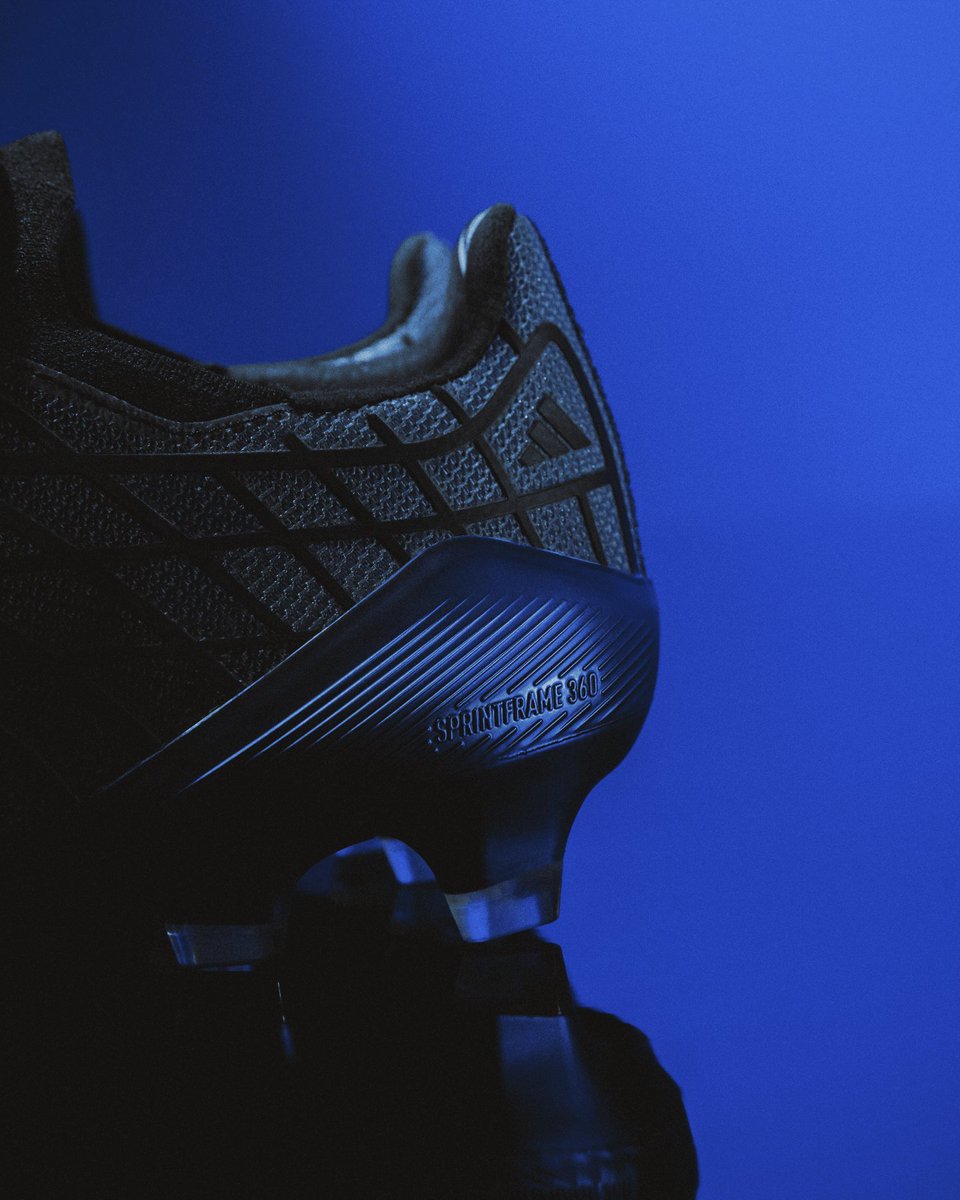 Nostalgia hecha bota. 🕷️

🕸️ Las <a href="/adidasfootball/">adidas Football</a> F50 Spider regresan más rápidas que nunca.

Un remake Made in Germany que respeta la esencia del modelo de 2004.

🔗 Disponibles en Fútbol Emotion a partir del 11.12!

--

#futbolemotion #adidasfootball #adidasf50 #f50spider