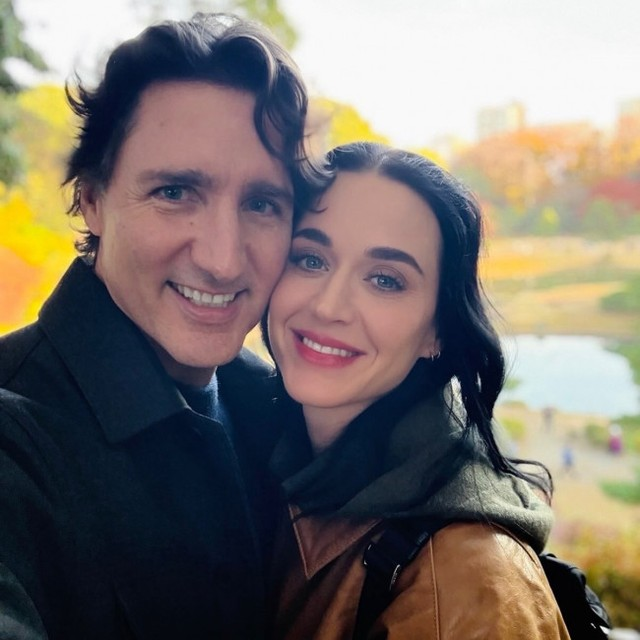 livedoornews's tweet photo. 【発表】ケイティ・ペリー、カナダ前首相との熱愛を公表 岸田文雄元首相がフライング発表していた
https://t.co/v0qWEj6mqy

6日、ケイティはジャスティン・トルドー氏との交際をインスタで公表した。なお、4日には岸田氏が「トルドー前首相がパートナーのケイティさんと来日され…」とつづっていた。 https://t.co/rX9ykiL4Fa