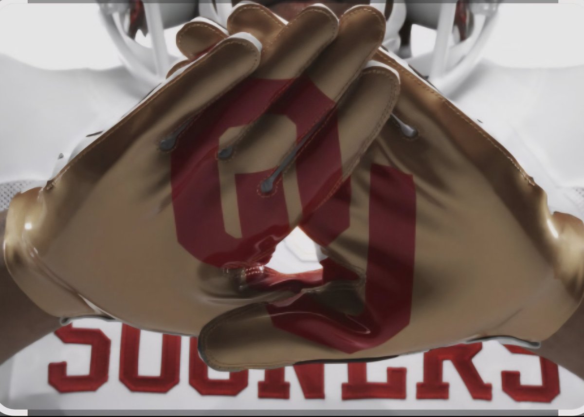Slicklippz's tweet photo. See you soon, Alabama. The noise you hear? That’s the Sooner Schooner thunder rolling in. @OU_Football @AlabamaFTBL @ms_lady1229  #CFBPlayoff https://t.co/uiADfvvk9M