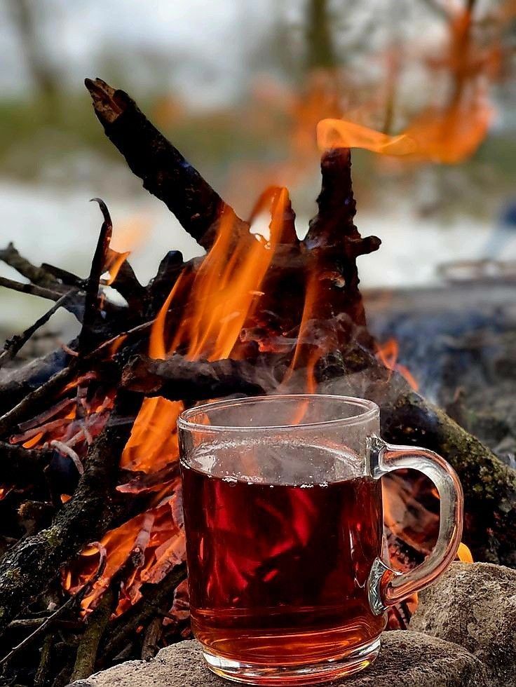 Bazı şeyler için 
" nasip değilmiş " 
Deyip ileri bakmamız, kendimizi yıpratmamak içindi