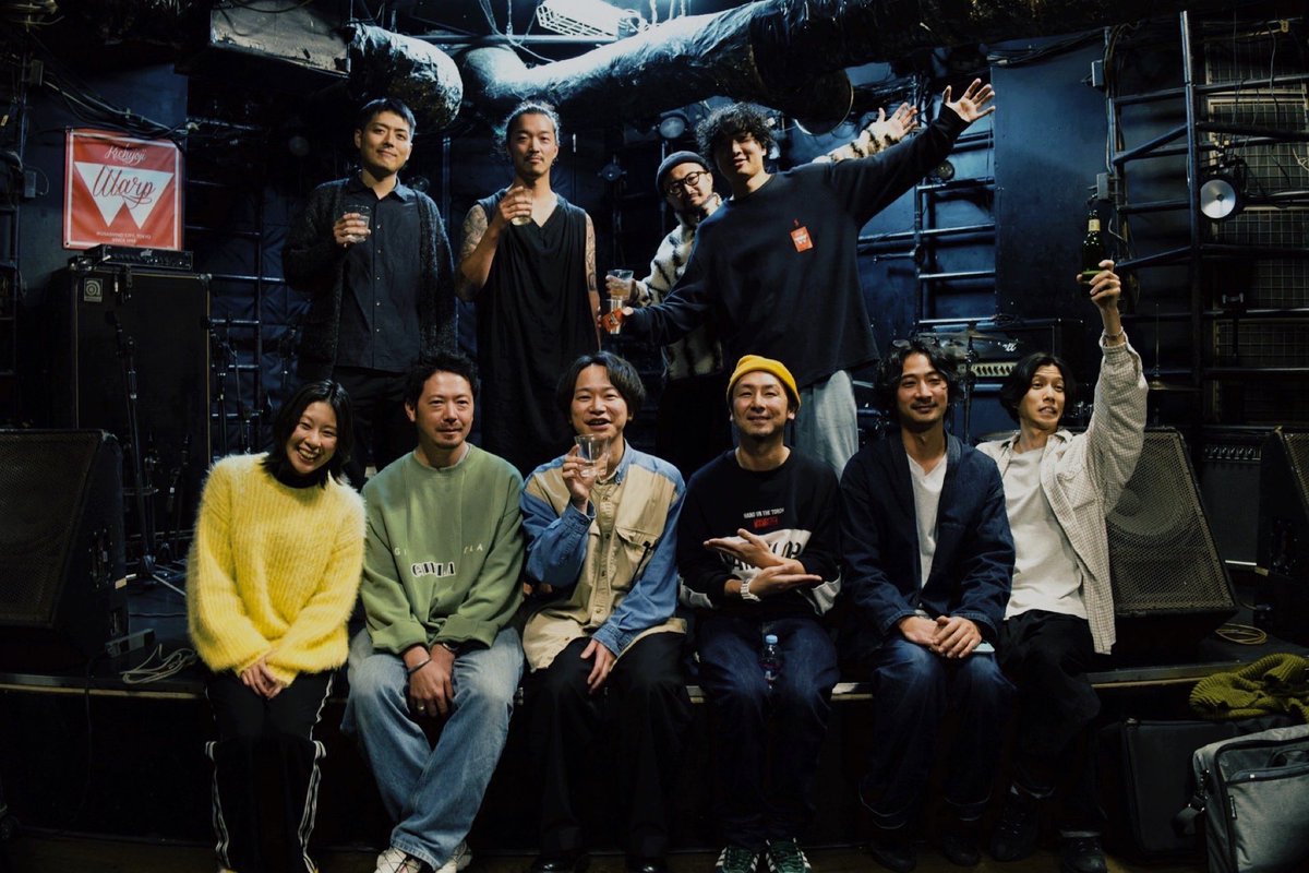 【㊗️吉祥寺ワープ27周年㊗️】

月曜日は
NABOWA (再開準備中 trio set) 
SEQUOiA
SHIN KOKAWA sublime band（duo-set）
スリーマンでした🍺

お馴染みNABOWAとSEQUOiAの組み合わせに、今回は心さん入っていただきとても良い日になりました🔥
また来年も！🙆‍♂️
NABOWAは復活待ってます🫶