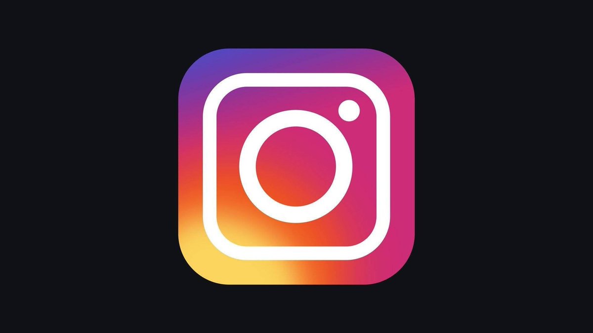 CultureCrave's tweet photo. Australia has officially banned many social media sites for children under 16 🇦🇺 https://t.co/PyH7zImpW4