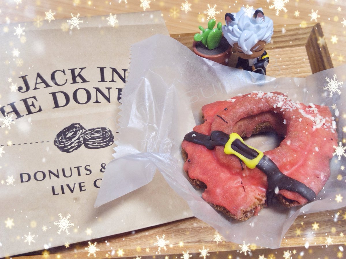 Hisumin3's tweet image. ほら ジャック、サンタさんのドーナツだよ