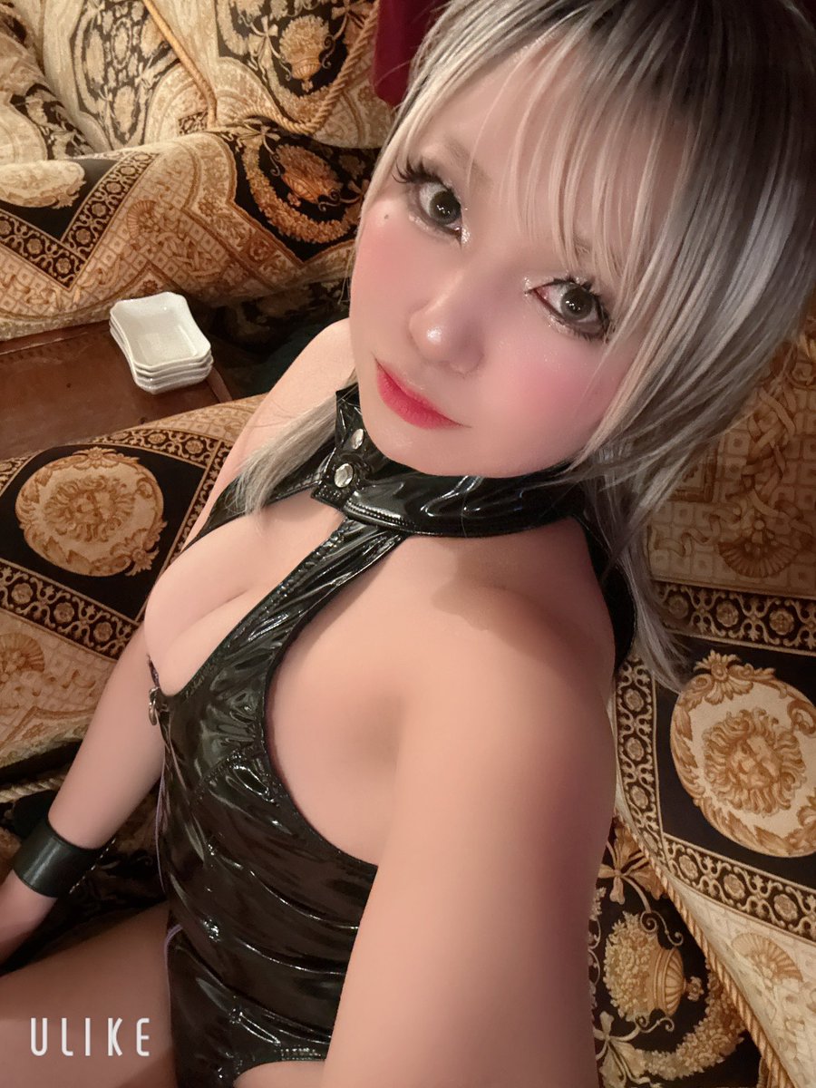 冬でも元気にエナメルプレイスーツ😀
12月もバロックはイベント盛り沢山⭐️
マゾ、変態、ノンケの皆様方、今年も一緒に師走を駆けて往きましょう〜❣️