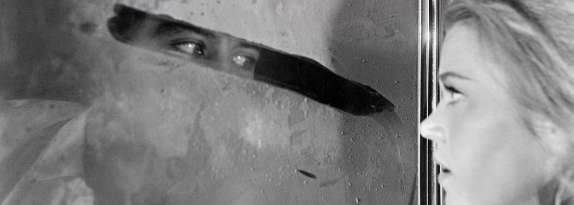 لو عيوني قالت بأن اشتقت لك
وش نهاية هقواتك في عيوني ؟
- عجب