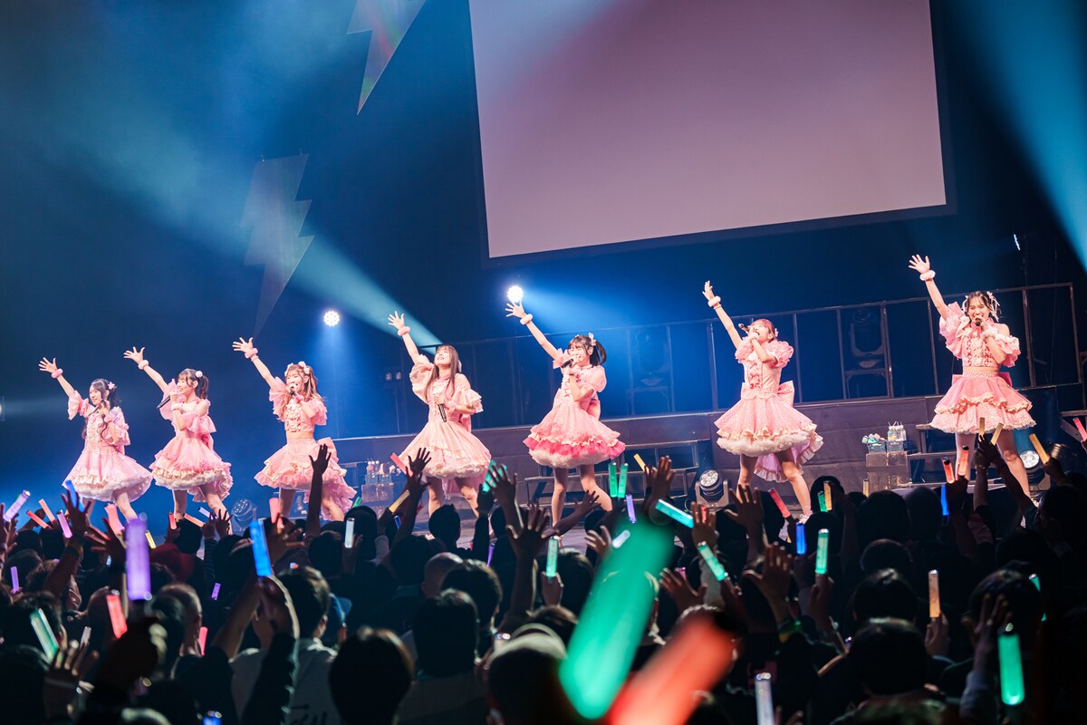 natalie_mu's tweet image. ◤ライブレポート◢
ukka、7時間におよぶ「ALLOUT 3rd」を見事完遂！全69曲を披露して得た達成感

🔽記事はこちら（写真37枚📸）
natalie.mu/music/news/651…

#ukka10周年 #ukka全曲披露ライブ