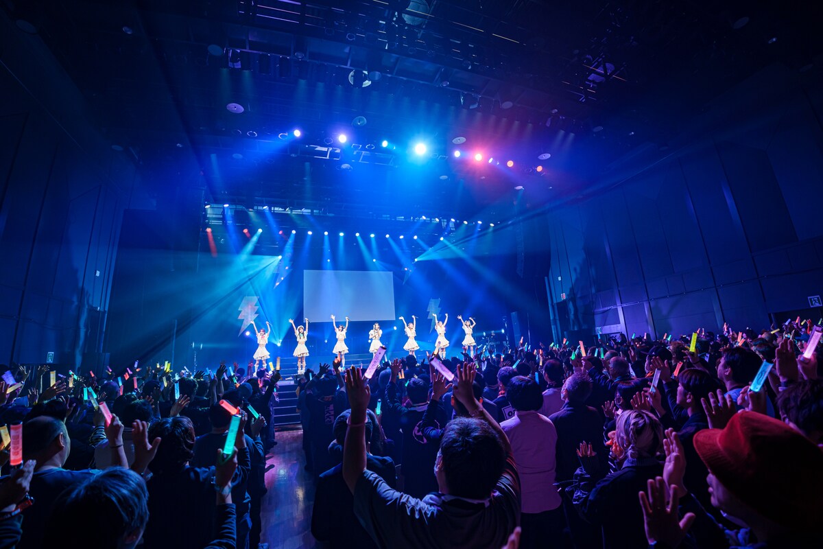 natalie_mu's tweet image. ◤ライブレポート◢
ukka、7時間におよぶ「ALLOUT 3rd」を見事完遂！全69曲を披露して得た達成感

🔽記事はこちら（写真37枚📸）
natalie.mu/music/news/651…

#ukka10周年 #ukka全曲披露ライブ